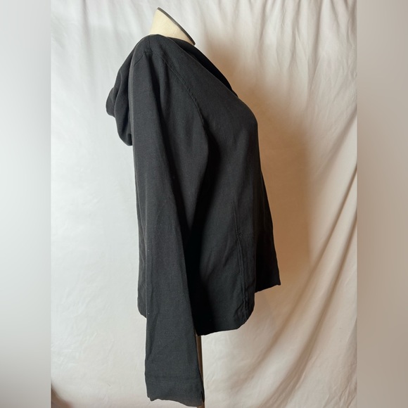 Black linen blend long sleeve shirt with hood and front pockets. Size XL - Picture 5 of 7